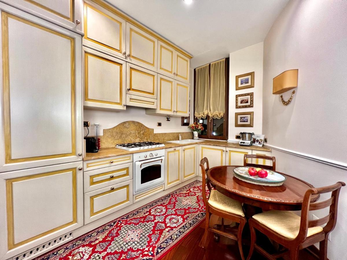 Luxury House - Foppa61 Apartment มิลาน ภายนอก รูปภาพ