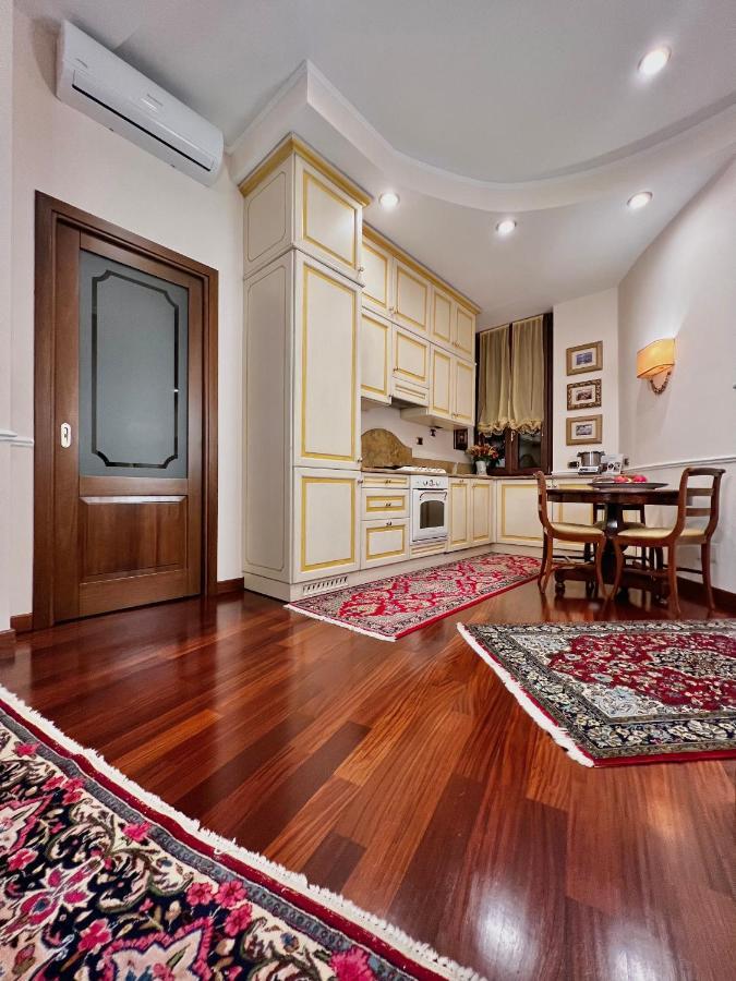 Luxury House - Foppa61 Apartment มิลาน ภายนอก รูปภาพ